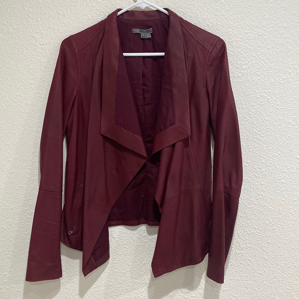 Vince leather jacket size S burgundy color